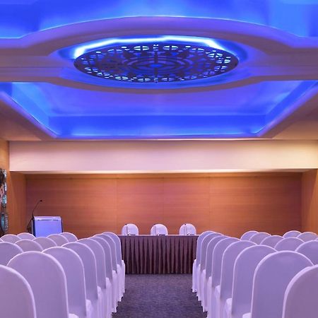 Le Meridien Бангалор Екстериор снимка
