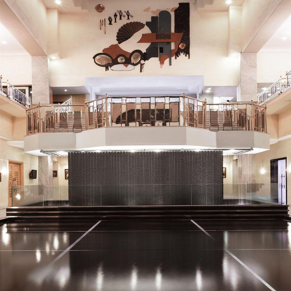 Le Meridien Бангалор Екстериор снимка
