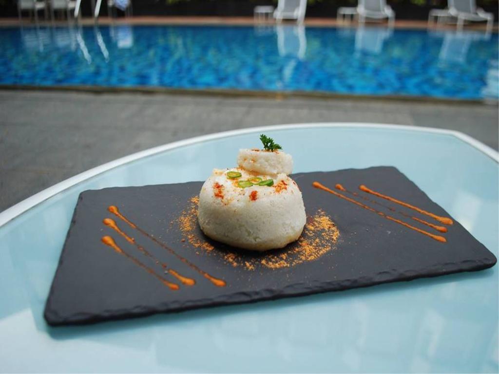 Le Meridien Бангалор Екстериор снимка