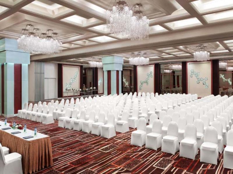 Le Meridien Бангалор Екстериор снимка