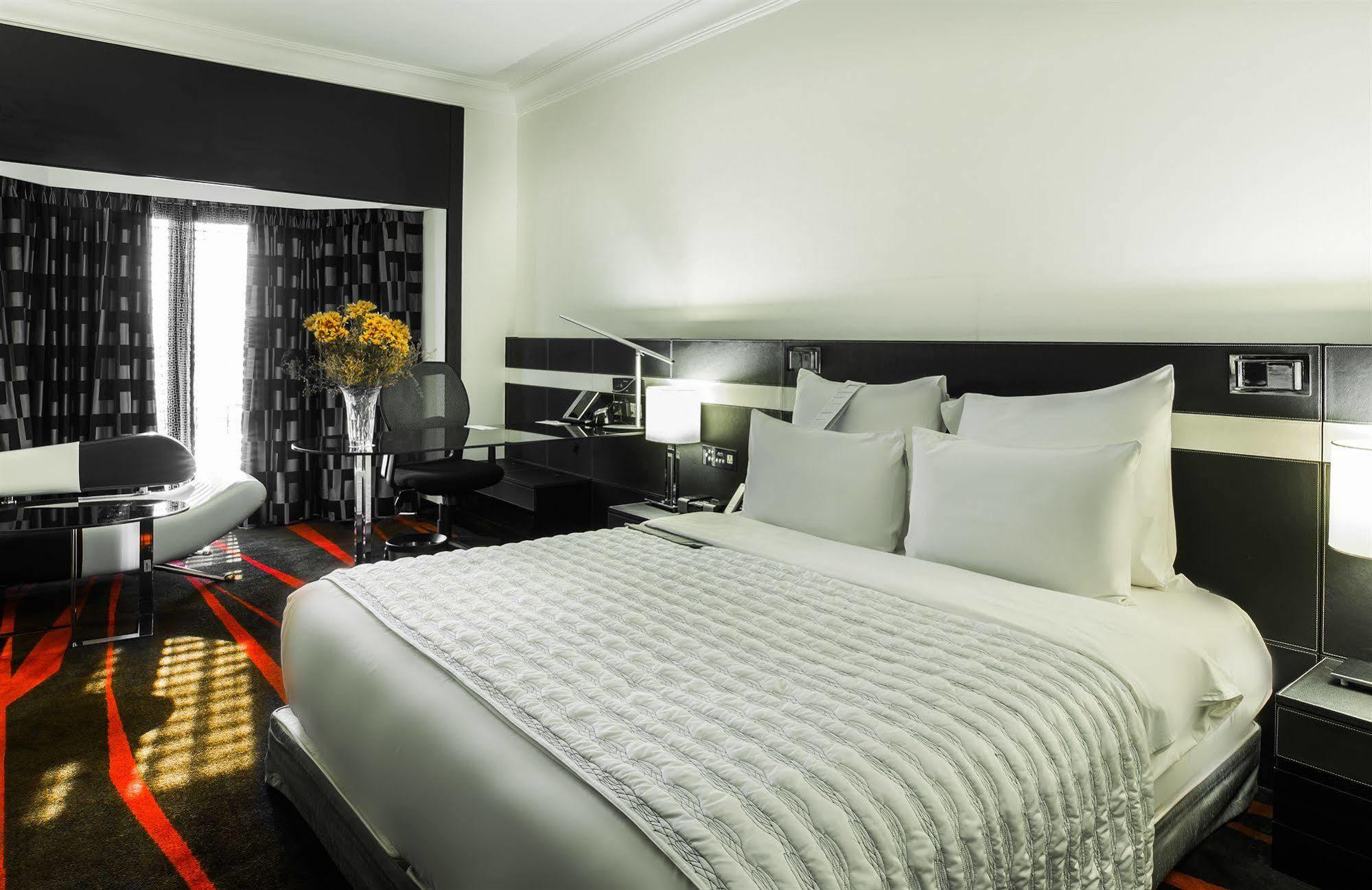 Le Meridien Бангалор Екстериор снимка