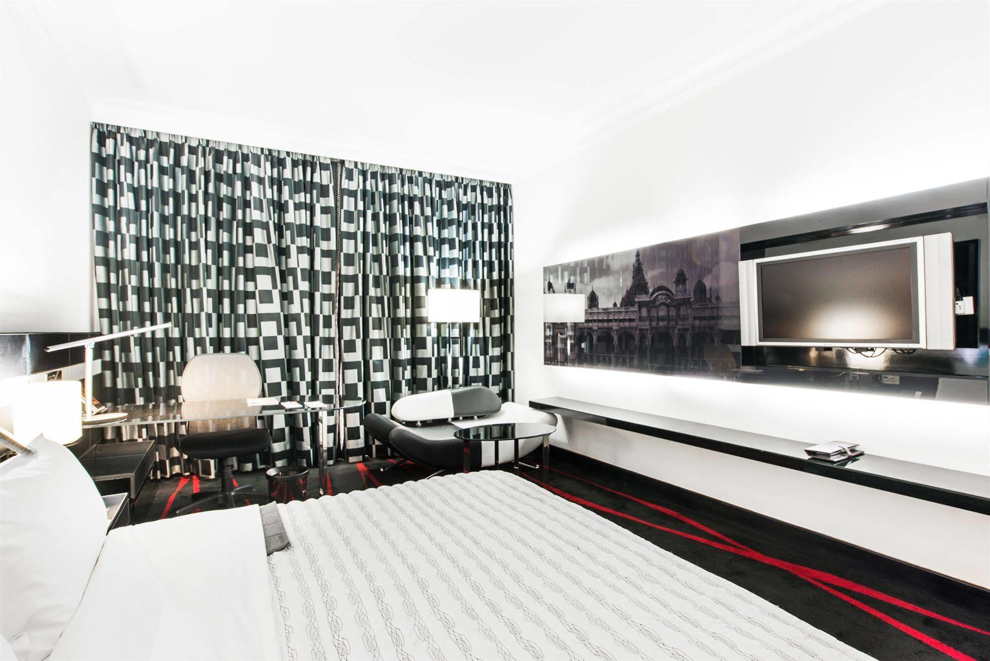 Le Meridien Бангалор Екстериор снимка