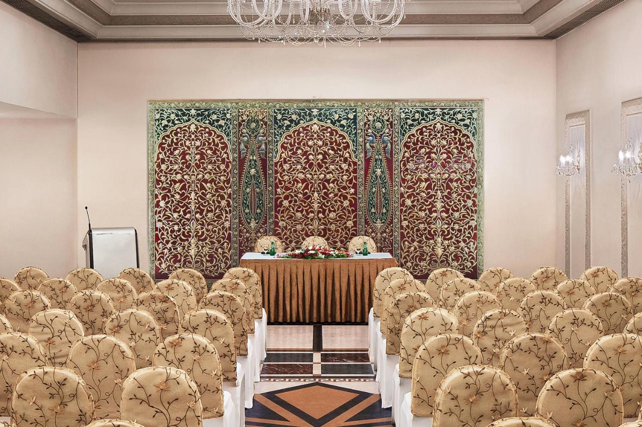 Le Meridien Бангалор Екстериор снимка